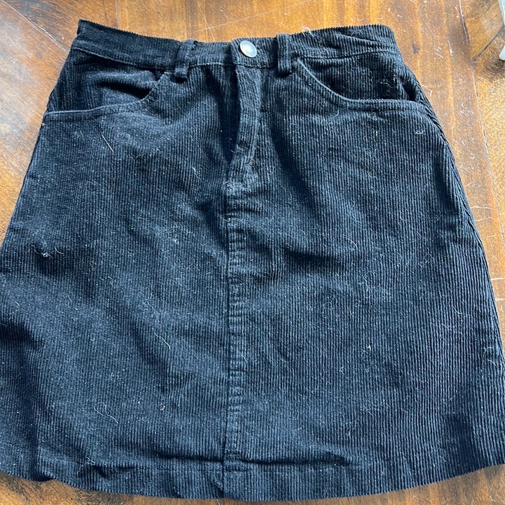 Brandy Melville black cord or a mini skirts with pockets and back